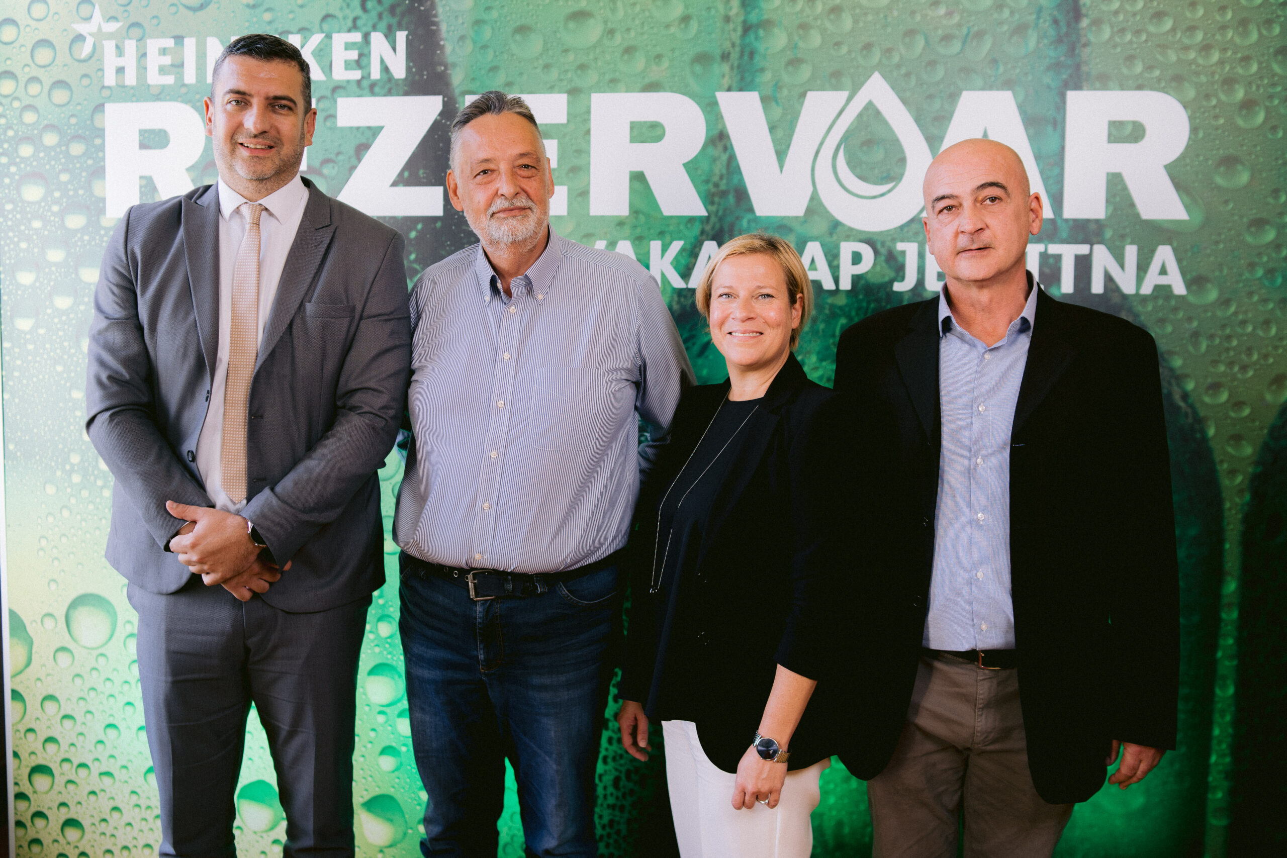 Slobodan Krstovic, Boško Ničić, Neda Đokić i Boban Pogarčić ( s leva na desno )
